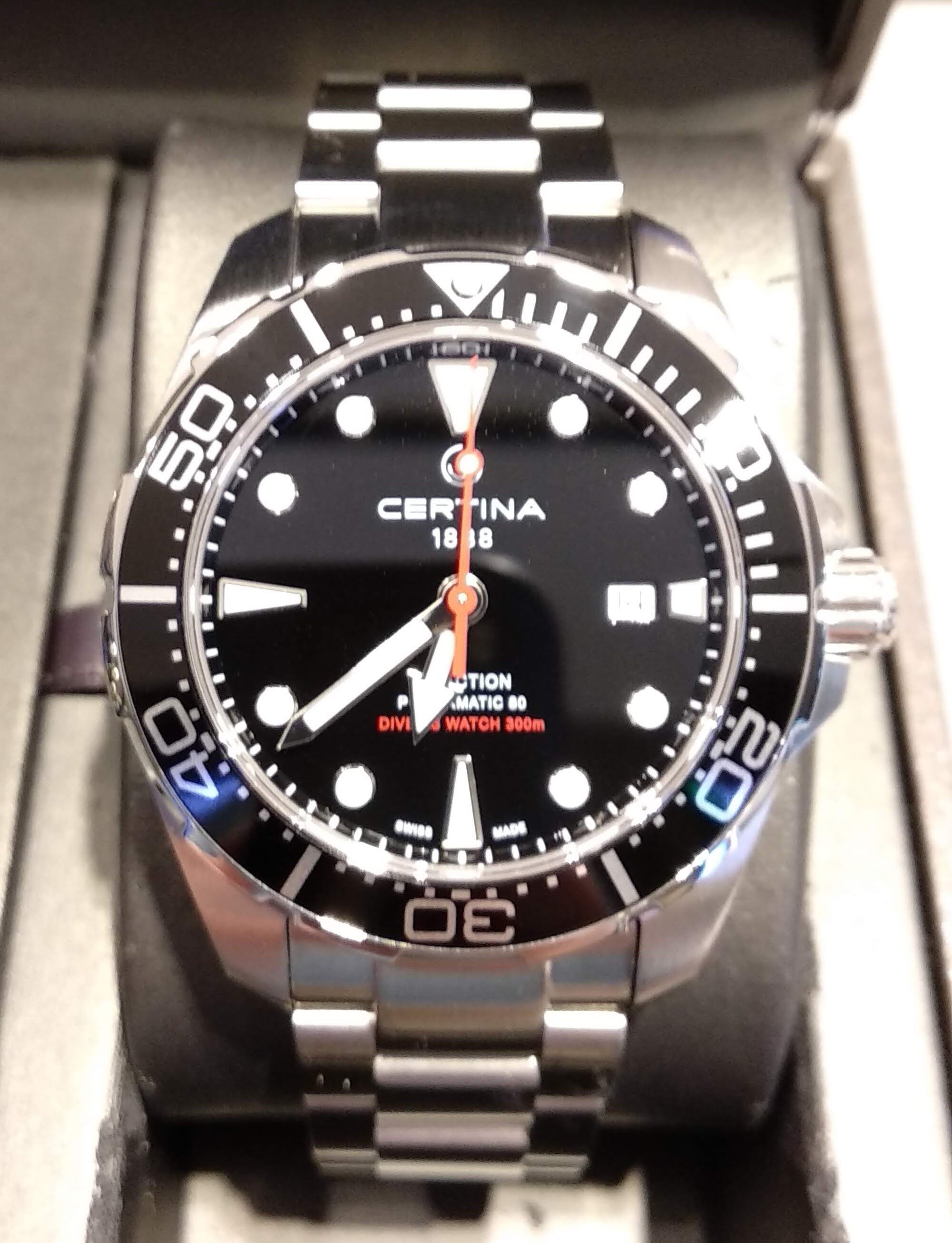 certina 300m diver