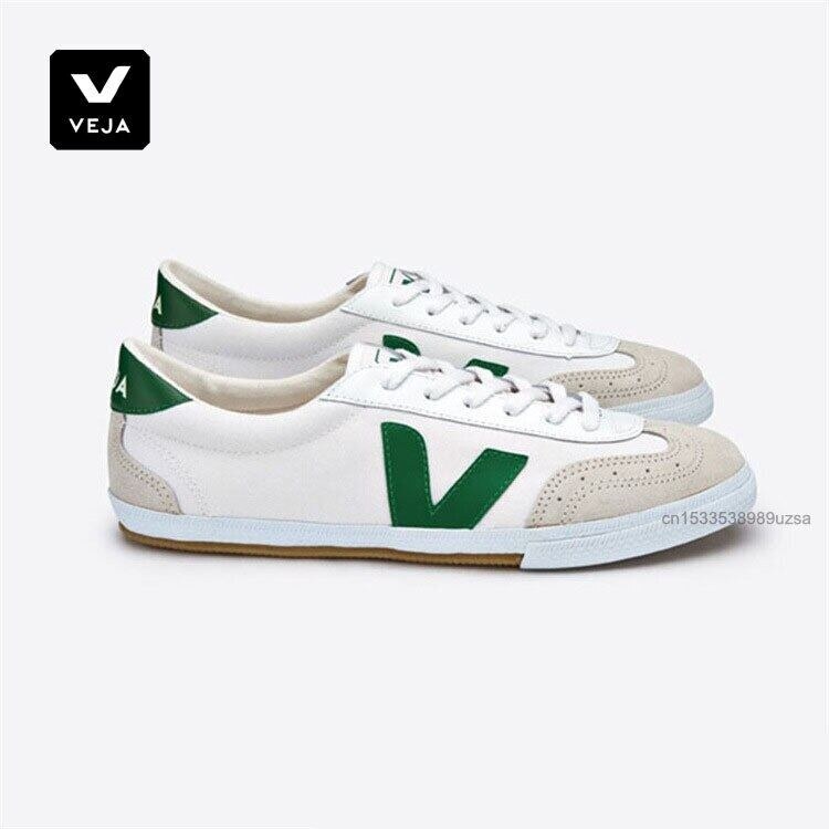 Veja volley black on sale white