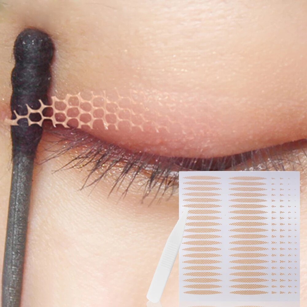 400Pcs Breathable Eyelid Tape Invisible Instant Double Eyelid Strips Texture Eye Makeup Tool