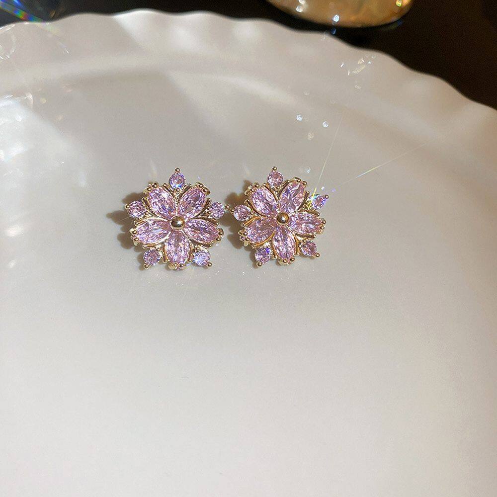 อันดับหนึ่ง 90+ ภาพ ผู้หญิงเย็นผู้หญิง อัปเดต