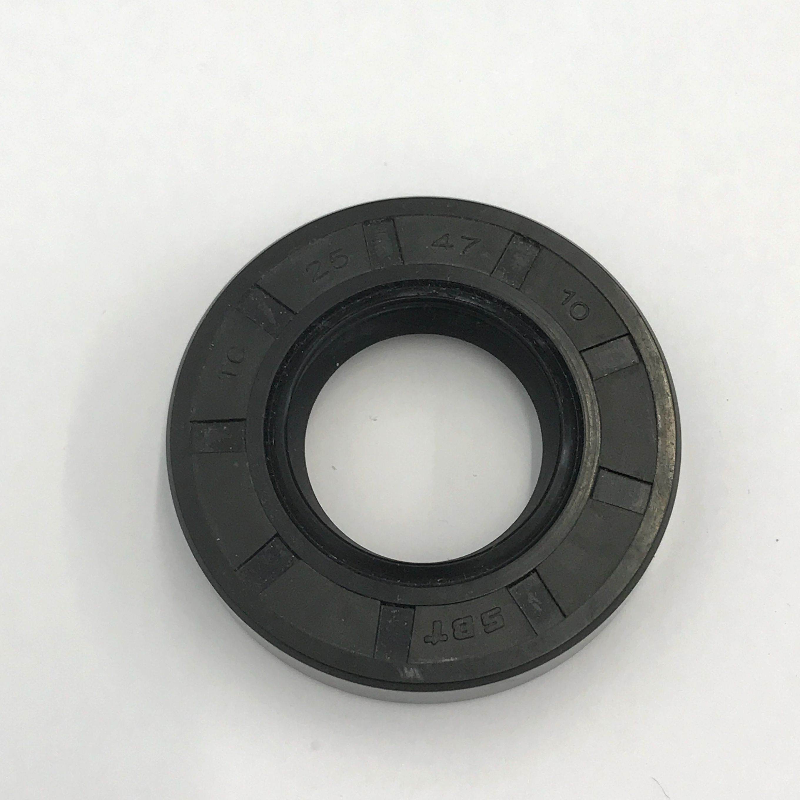 ID 20mm NBR Nitrile Rubber Shaft Oil Seal TC/TG-20*25/26/27/28/30/31/32/33/34/35/36/37/38/39/62*4/5/6/7/8/10/12 Nitrile Oil Seal