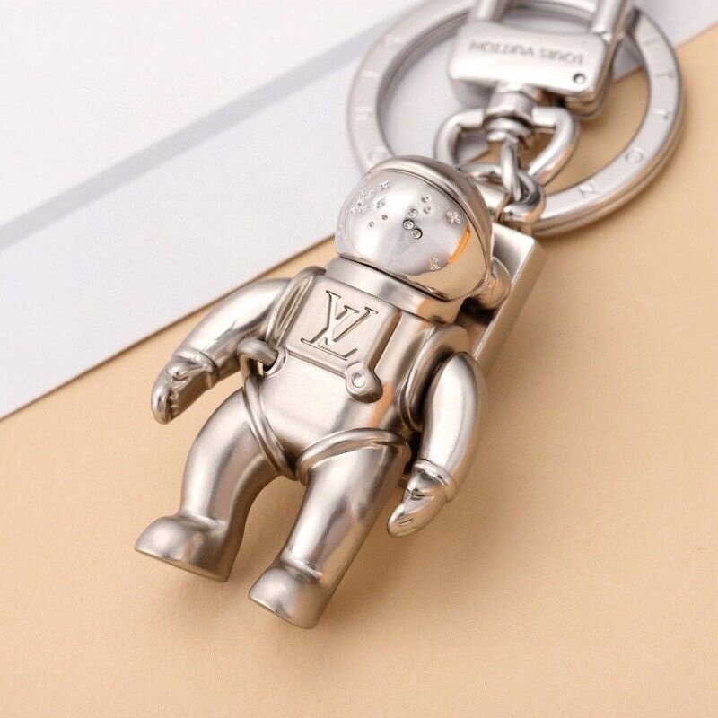 Louis vuitton astronaut on sale keychain