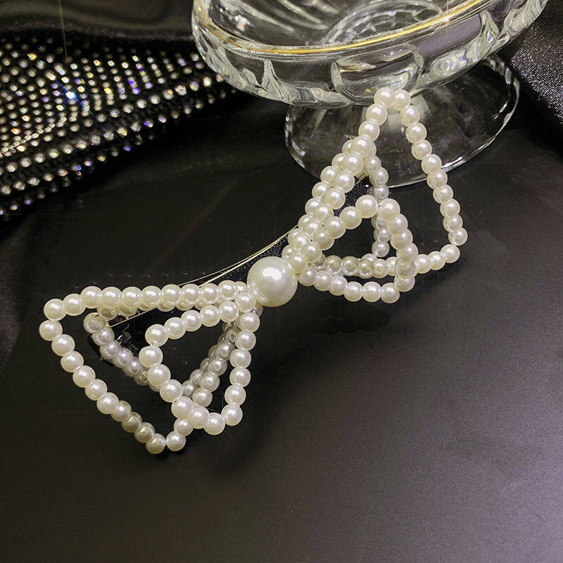 Luxurious Sparkling Pearl Hair Clips