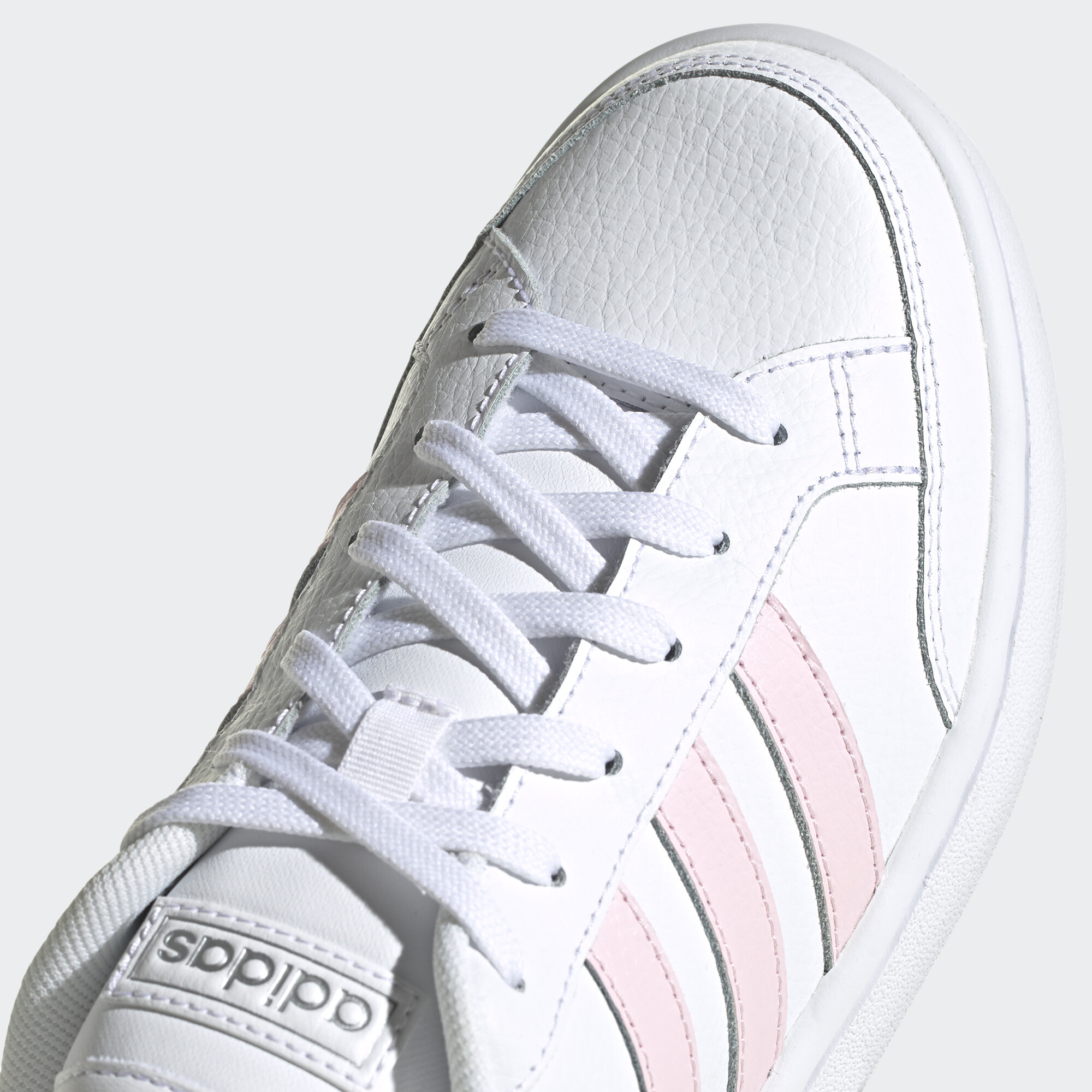 Womens Grand Court SE Shoe - GO SPORT ME