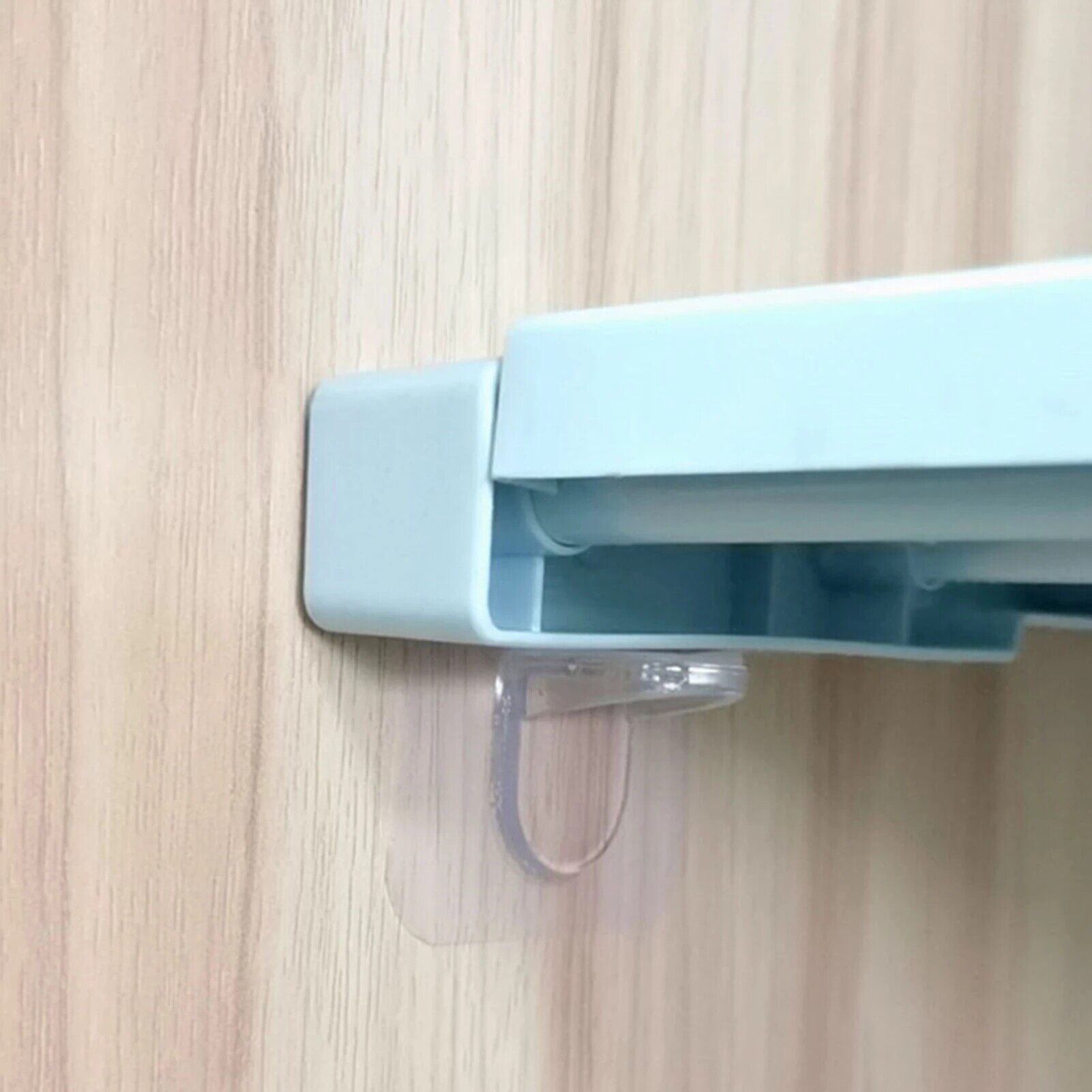 12 Giá đỡ dạng chốt tự dính cho kệ móc/ kệ treo tường/ tủ quần áo Polocat-INTL