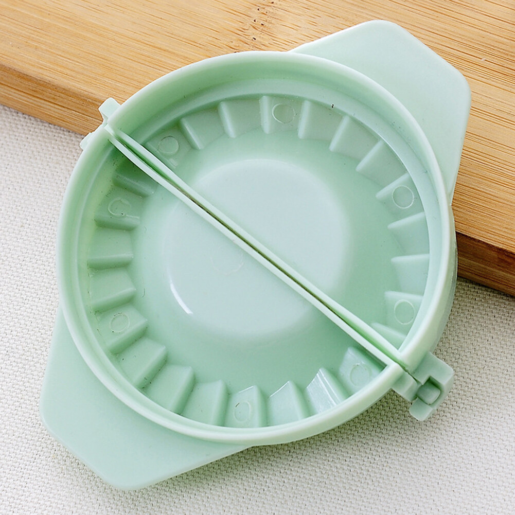 1Pcs Plastic DIY Dumpling Mould Dumpling Machine Equipment Dumpling Machine New Kitchen Tool Maker Equipment Easy Kitchen Bakeware
