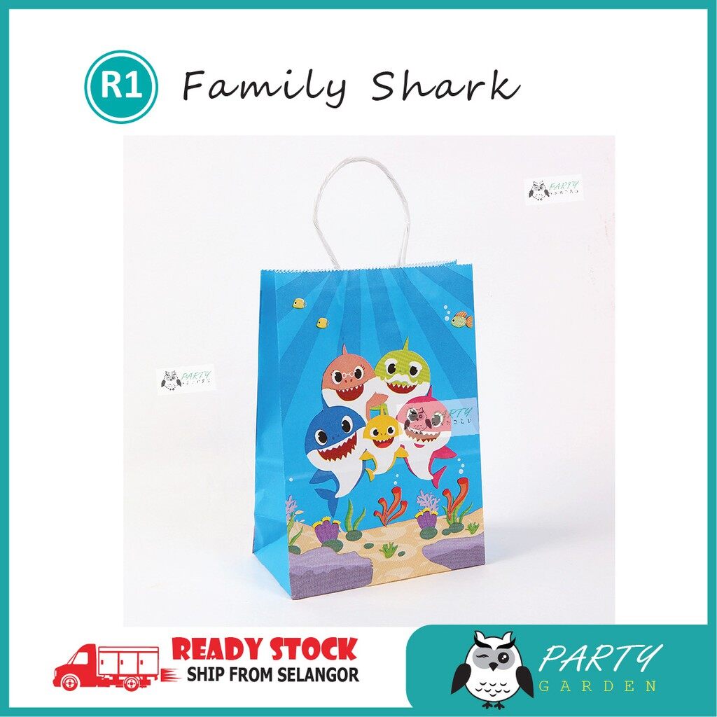 Baby Shark Paper Bag with Handle / Party Favor Bag / Family shark Daddy