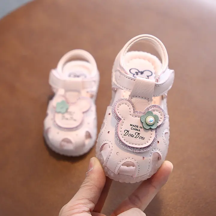 baby girl walking shoes