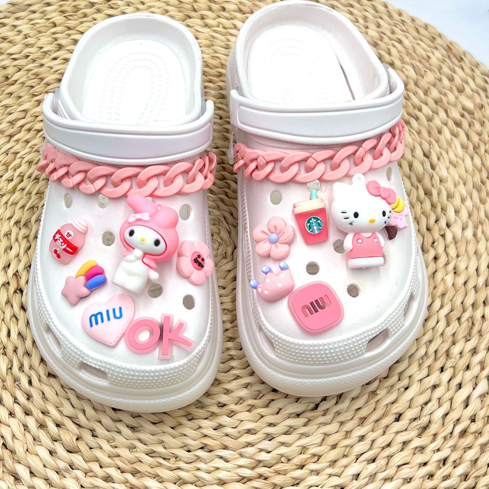 Sanrio Cute Cartoon Crocs Jibbitz Charms Shoes Flower Pink Melody Shoes Flower Bear Decorative Clogs Chains for Crocs