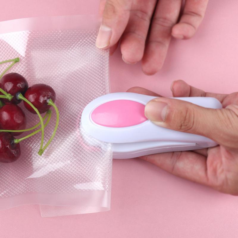 Portable Mini Handheld Holder Electric Heating Snack Sealing Machine Machine Sealed Packaging Plastic Bag Sealed Food Bag Sealer A25