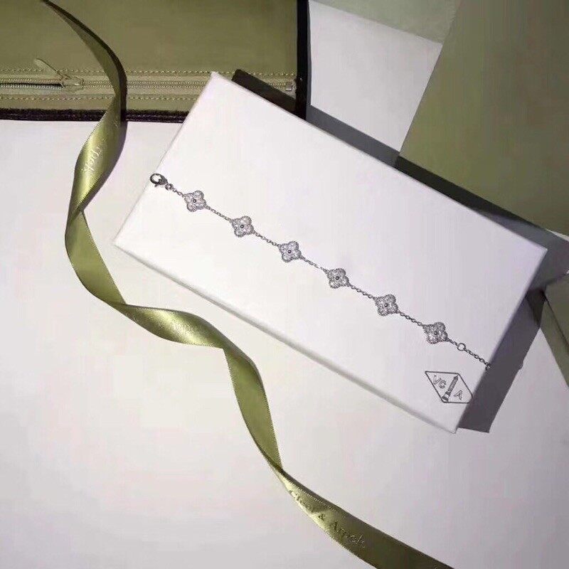 S925 Silver  Six Flower Bracelet Full Diamond