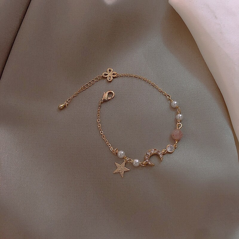 moon pendant bracelet