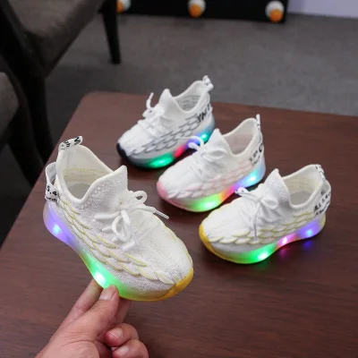 Children's Coconut Shoes Light Up 1-5 Years Old 3 Female Baby Sports Shoes Boys Shoes Summer Mesh Children Flying Shoes