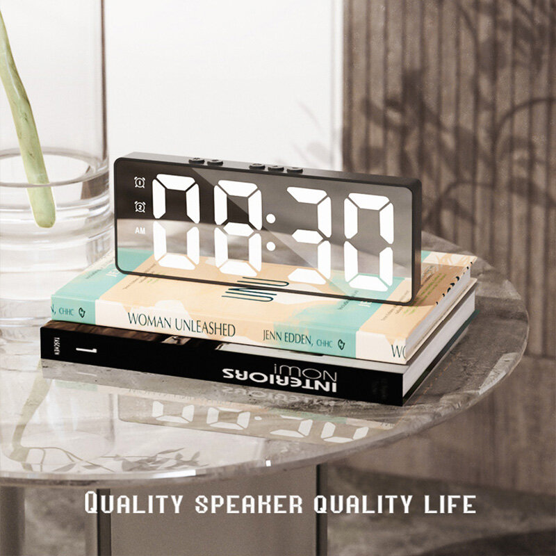Private model simple LED electronic alarm clock clock student plug-in dual-purpose small alarm clock, digital clock voice activated temperature clock