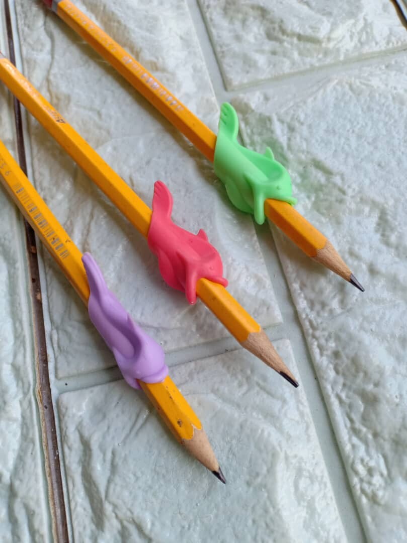 Pencil Holder Pen Holder Pencil Grip Holder for Kids Learning Writing