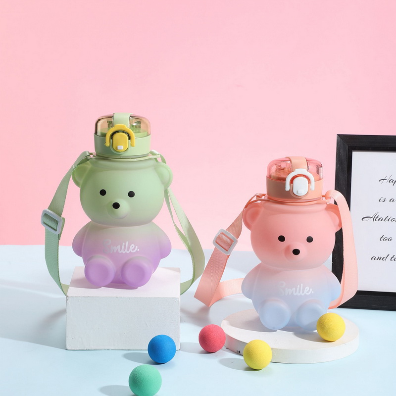 ABL 800ML Bear Kids Drinking Water Bottle Straw Cup Large-capacity Student Bottle Drink Portable Botol Air Shaker Bottle Shaker Bottle