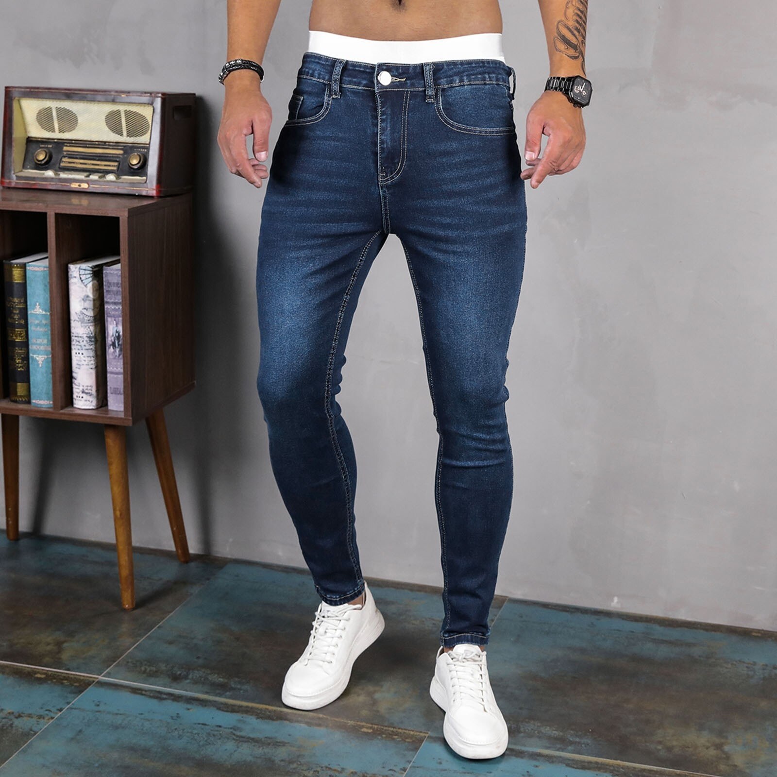 Blue skinny best sale jeans men