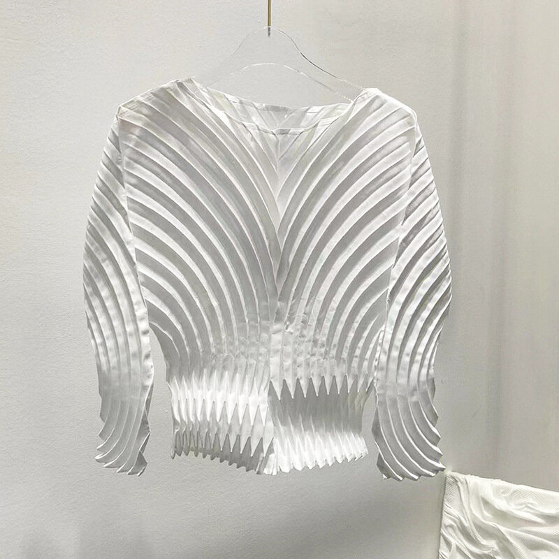 Women's Fashionable Temperament Pleated T-shirt New Pleated Top
