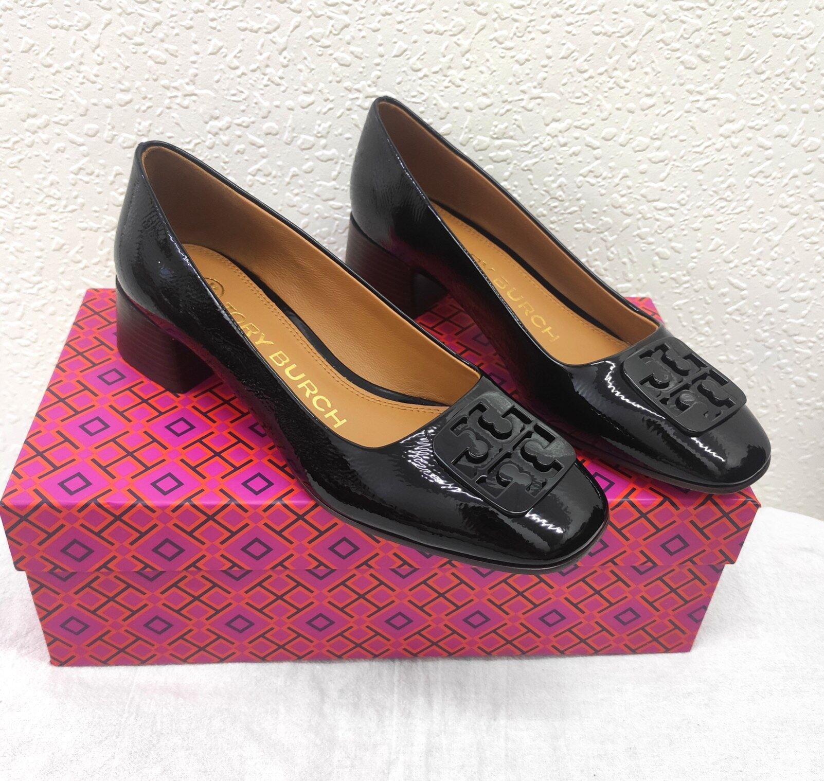 Buy Flat Tory Burch Shoes online 