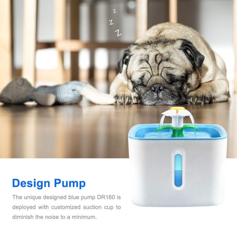 Bình uống nước cho thú cưng, tự động, có đèn Led sạc USB dung tích 2,4L