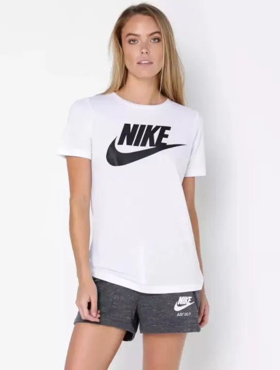 nike tee womens