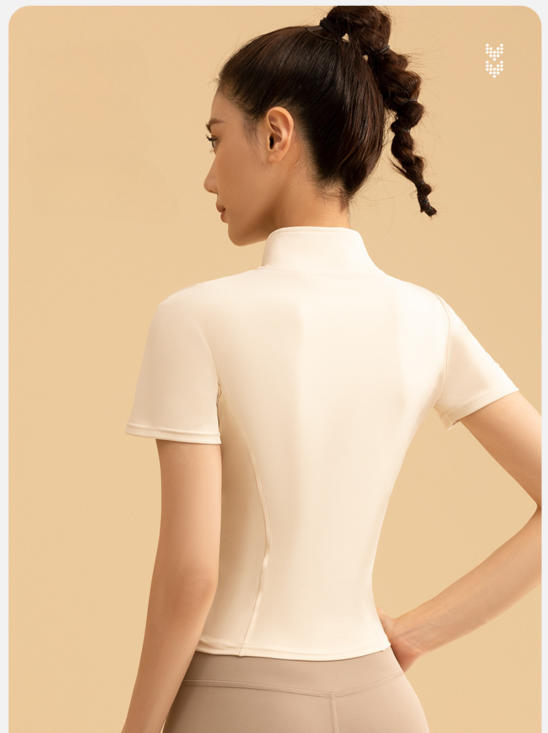 SUPERFLOWER Women's Stylish Breathable Yoga Short-sleeved Top with Full Zip and Slim Fit Jacket for Outdoor Running and_voghion.com