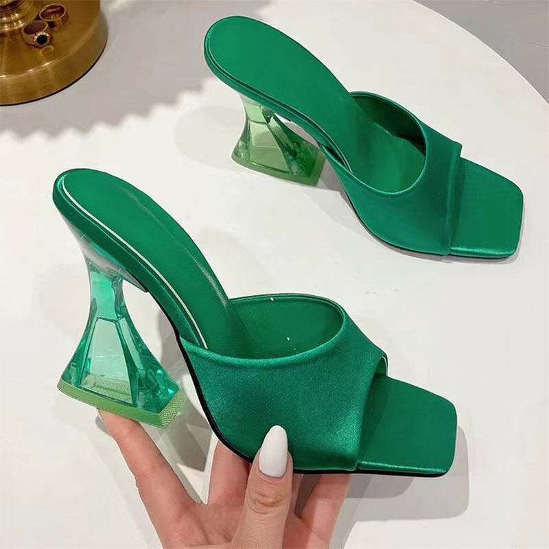  QiaoYiLuo New temperament sexy thin heeled rhinestone sandals women's European and American fashion high heeled women's shoes 