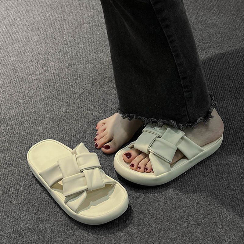 LAL New fashion striped Korean version couple slippers casual sandals and slippers fashion beach shoes student trend slippers