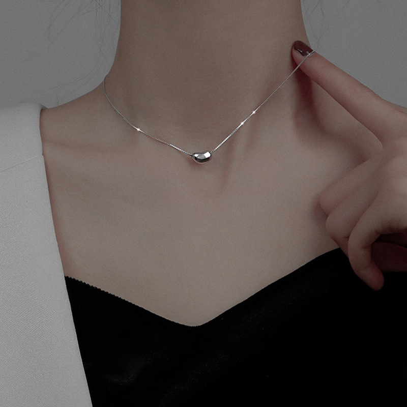 Vòng cổ bằng thép titan Hàn Quốc mặt dây chuyền phụ nữ hạt keo mặt dây chuyền lưới màu đỏ đơn giản choker dây chuyền gió lạnh