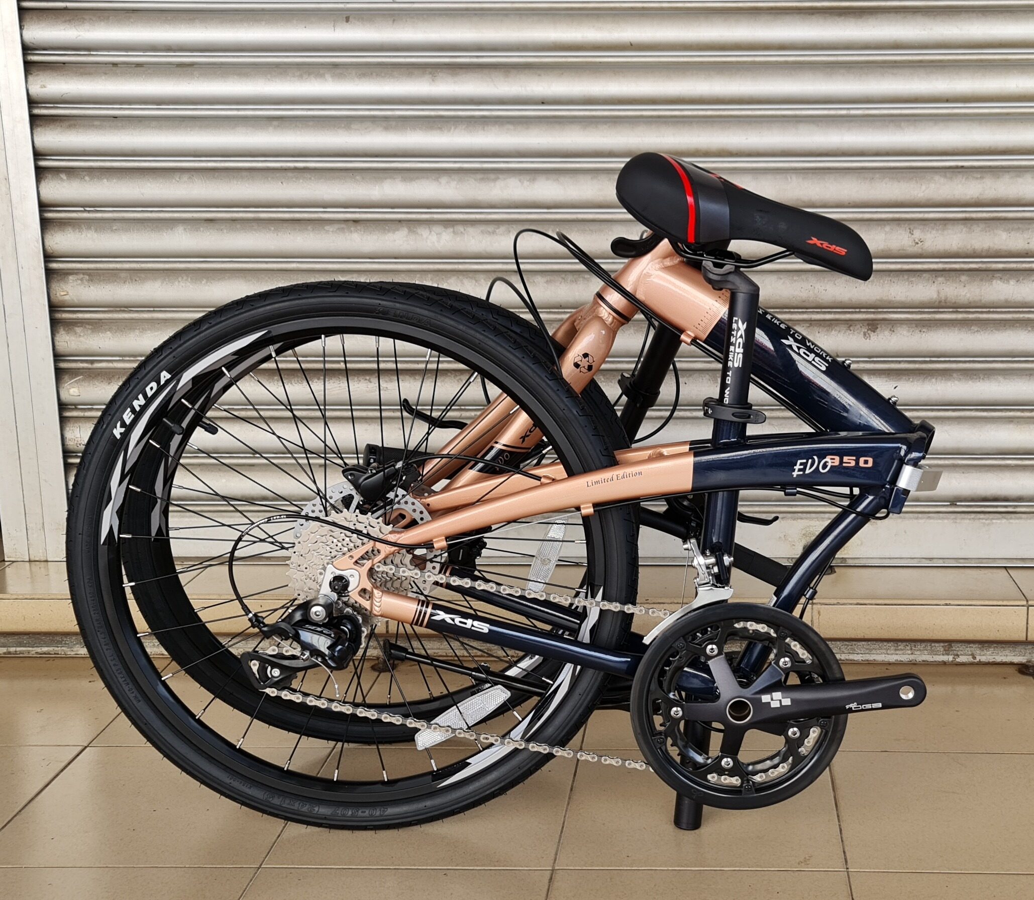 Xds evo folding clearance bike