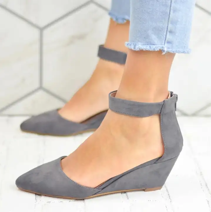 female wedges