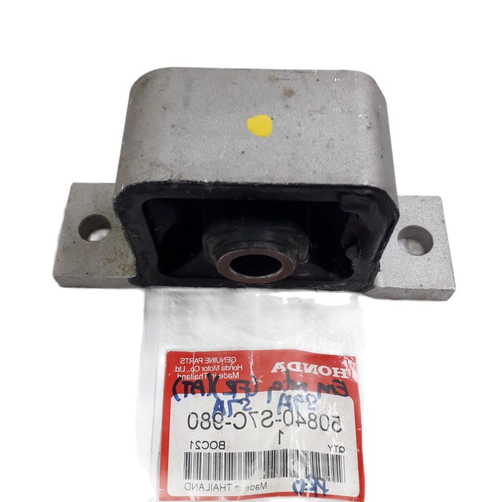 Genuine OEM Honda Front Engine Motor Mount – 02-06 CR-V (Automatic) – 50840-S7C-980