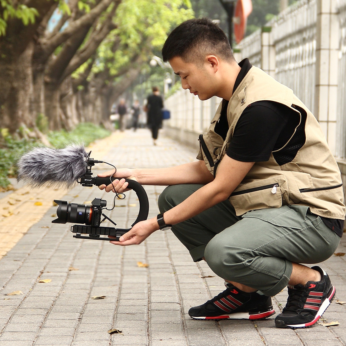 PULUZ U/C Shape Portable Handheld DV Bracket Stabilizer Kit for Apple Iphone Sony Samsung Panasonic Huawei Xiaomi with Cold Shoe Tripod Head Phone Clamp Quick Release Buckle Long Screw