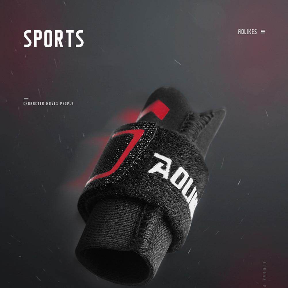 Solo Mid Sports Finger Splint Guard Basketball Fingers Protector Sleeve