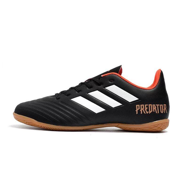 kasut futsal predator