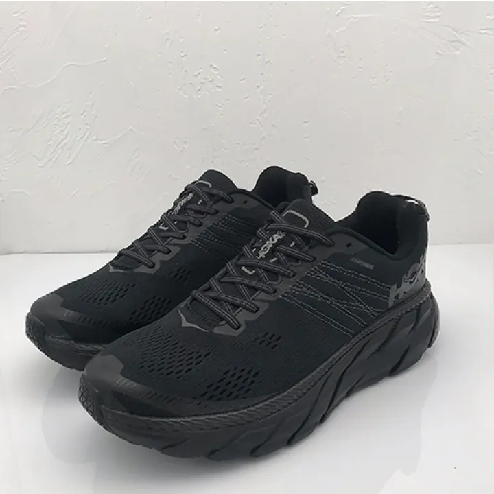 pure black sports shoes