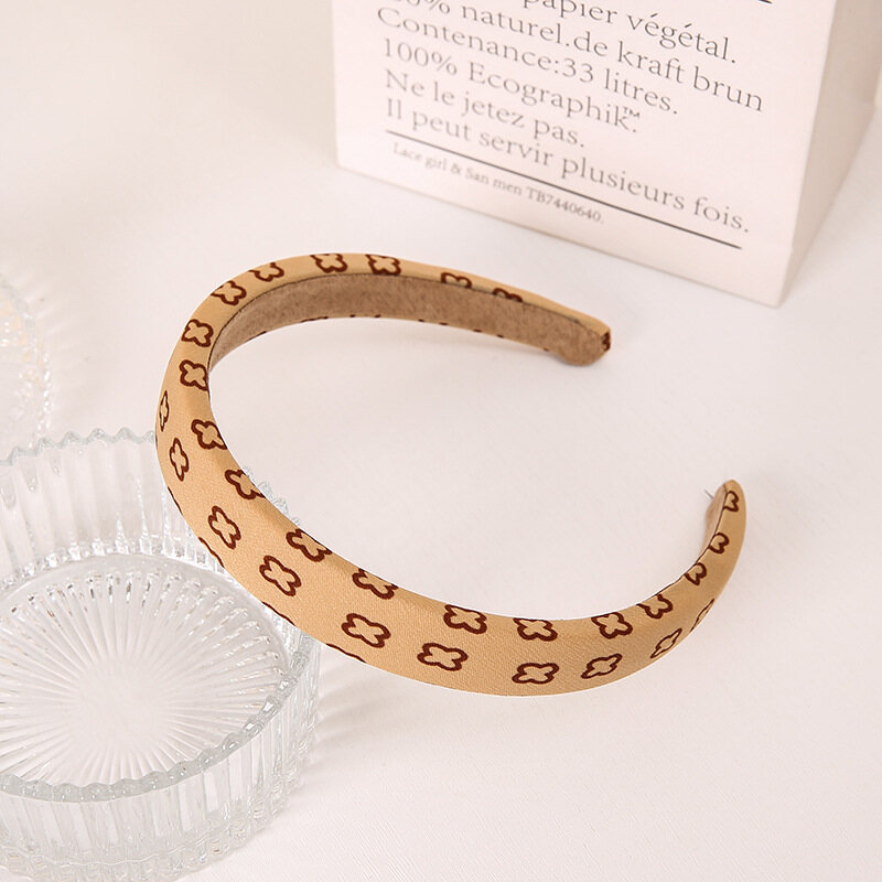 Retro Four-leaf Clover Letter Print Women Hairbands Coffee Color Sponge Headbands for Girls Korean Style Elegant Hair Hoops