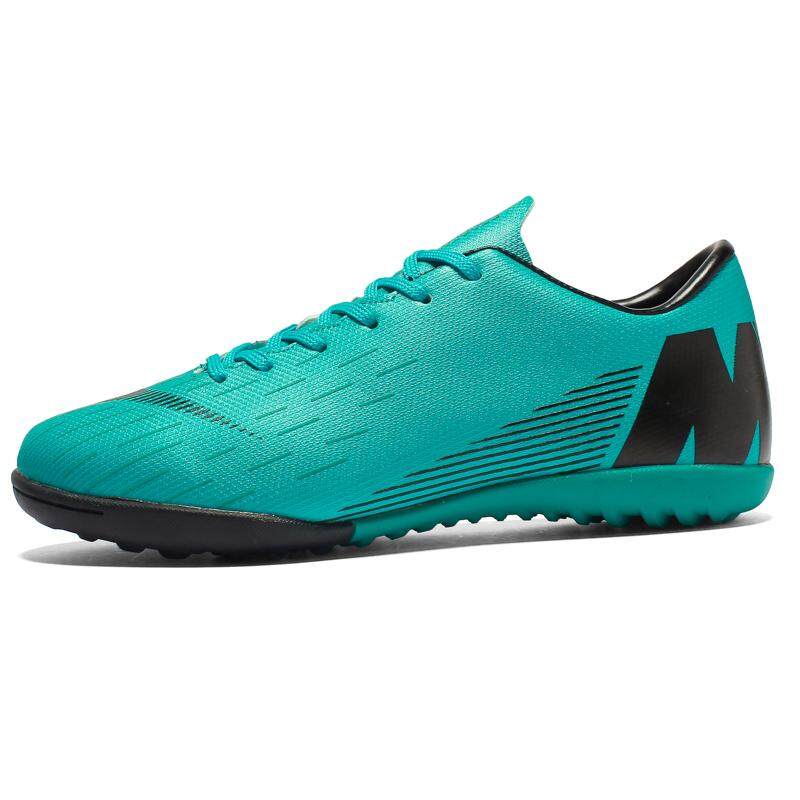 soccer shoes without cleats
