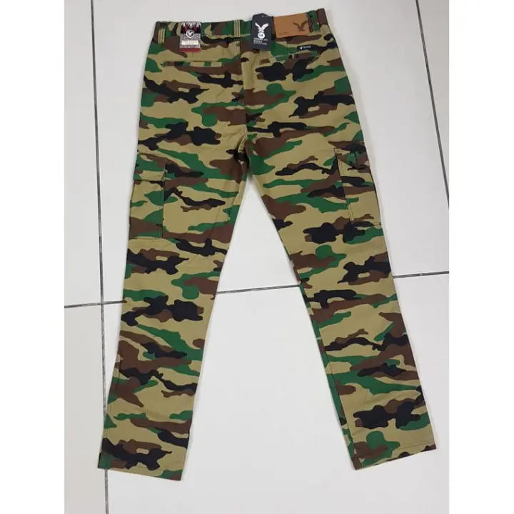 american eagle camo cargo pants