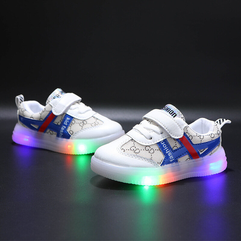 [Ready Stock] LED Children's Light Shoes New Boys Casual Sports Shoes Girls Letters Casual Shoes 1-6 Years Old Luminous Shoes Lighting Shoes
