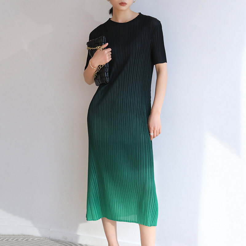 Miyake Fold Round Neck Gradient Pleated Dress Colour Matching Female Slim and Light Luxury 88221-1