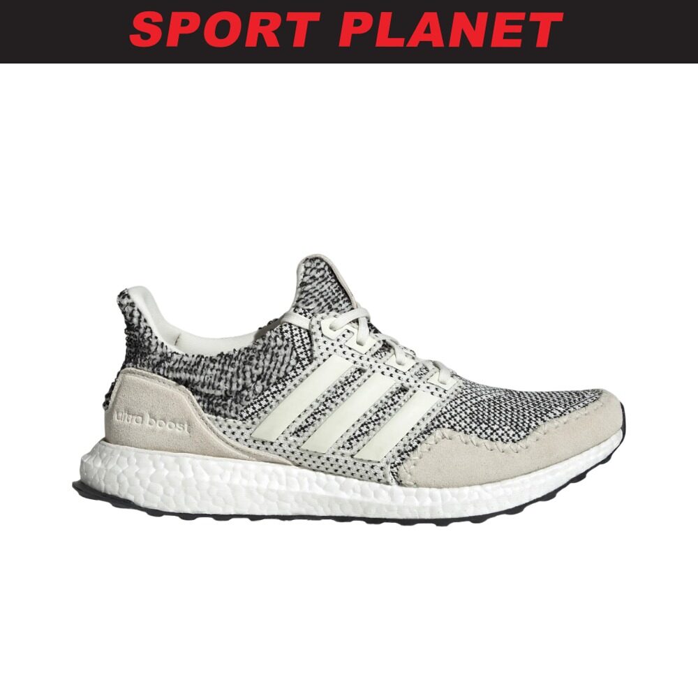 Adidas ultra boost 3.0 oreo clearance 0.5