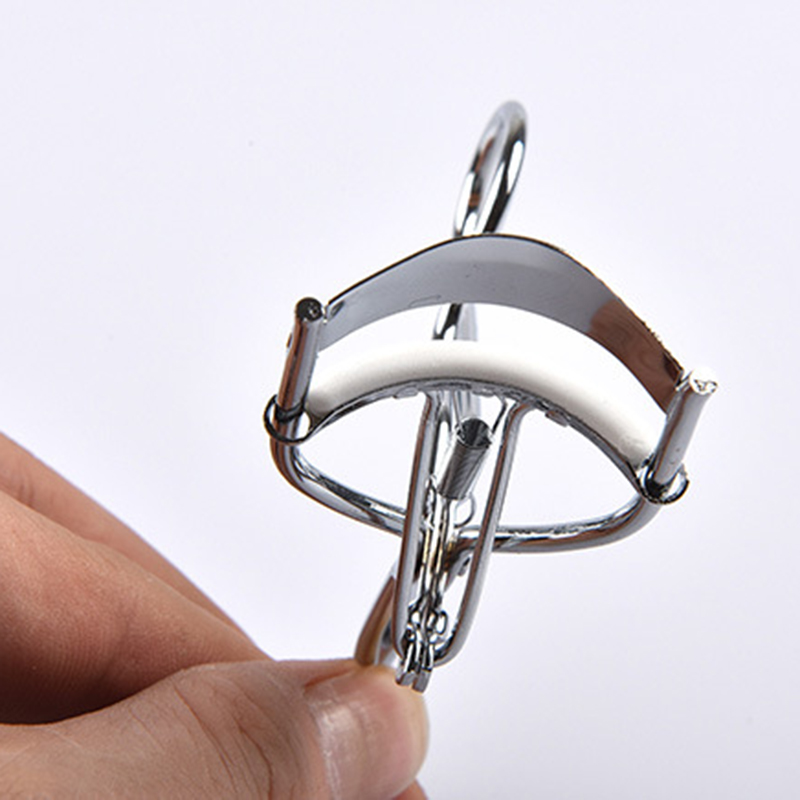 Silver-white Metal Eyelash Curler, Chrome Plated with Spring Eyelash Curler, Practical Beauty Tool