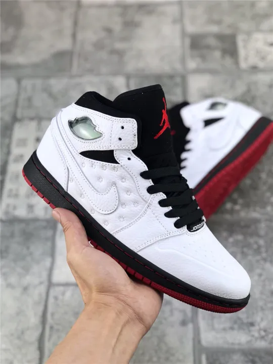 stock jordan 1