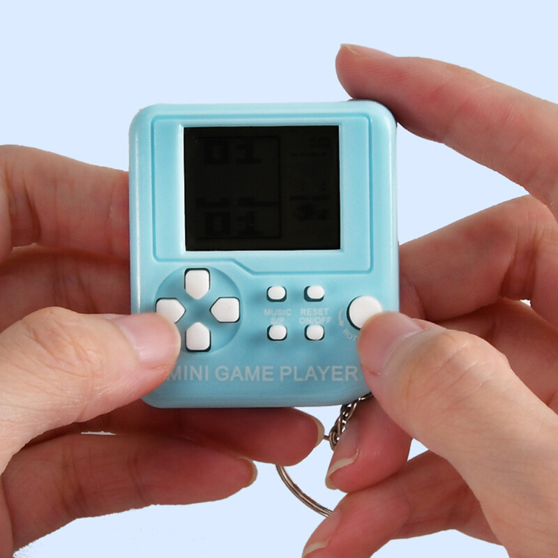 Máy Chơi Game Mini Cổ Điển Móc Khóa Bỏ Túi Máy Chơi Game Hoài Cổ Cổ Điển Cầm Tay Có Móc Khóa