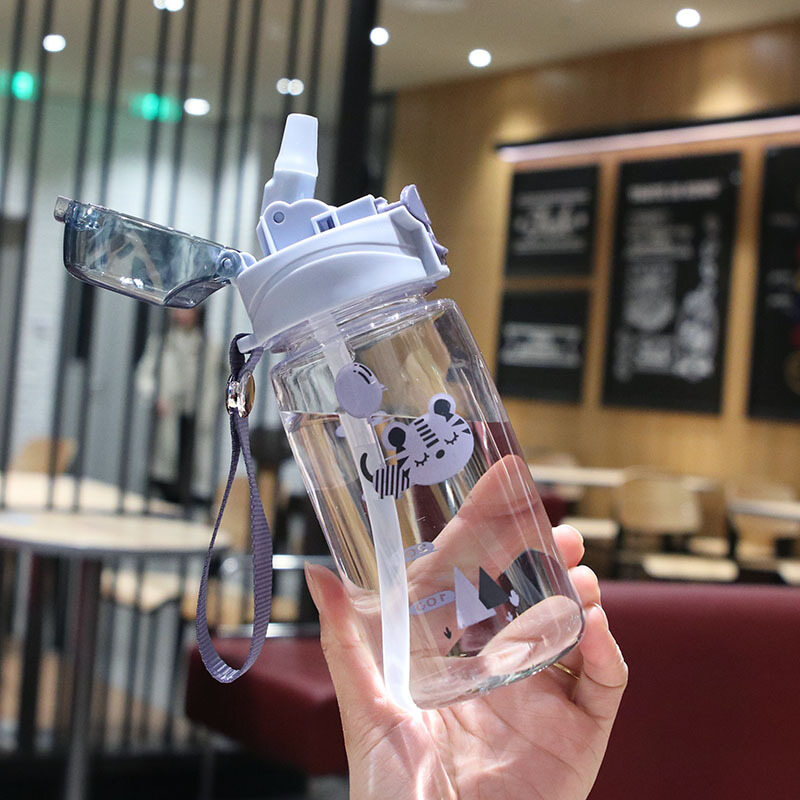 550Ml Baby Drinking Cup Cute Tiger Print Children School Drinking Water Straw Bottle Leak Proof Baby Cup with Shoulder Strap