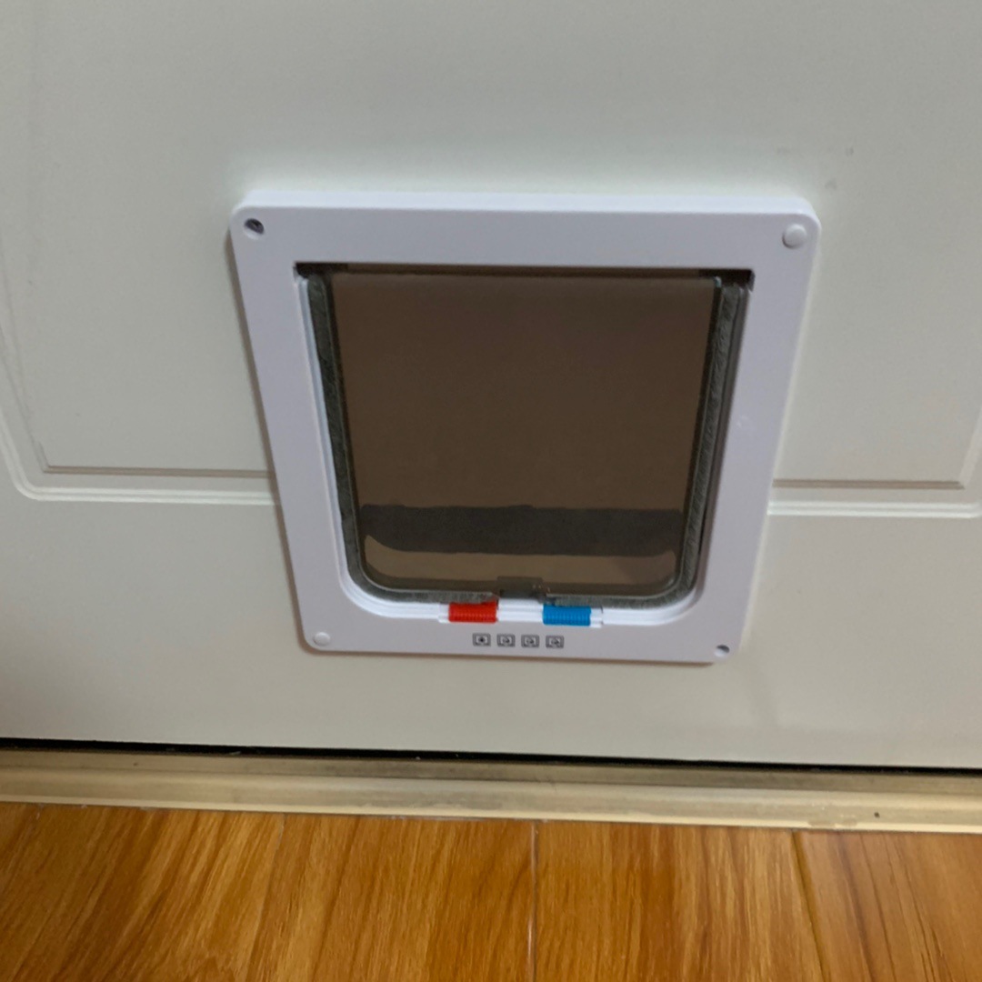 Lovinland Pet Cổng Cho Thú Cưng Chó & Mèo Cổng Điều Khiển Hướng Ra Vào Màu Ngẫu Nhiên (Kích Cỡ: XL/Màu Ngẫu Nhiên)