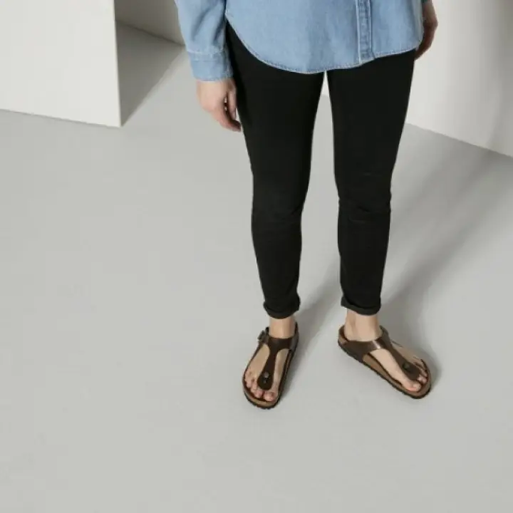 birkenstock gizeh toffee