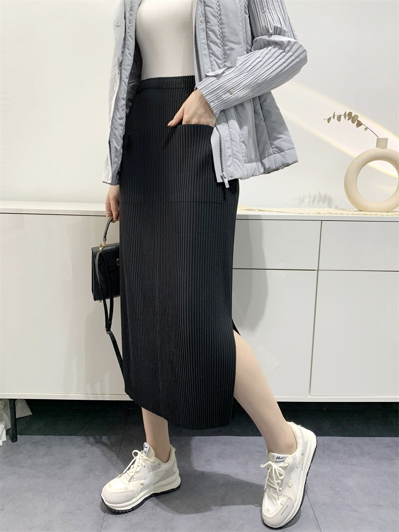 Thickened fabric spring and autumn new skirt women's Miyake pleated pleated skirt mid-length temperament leisure can be worn before and after X380