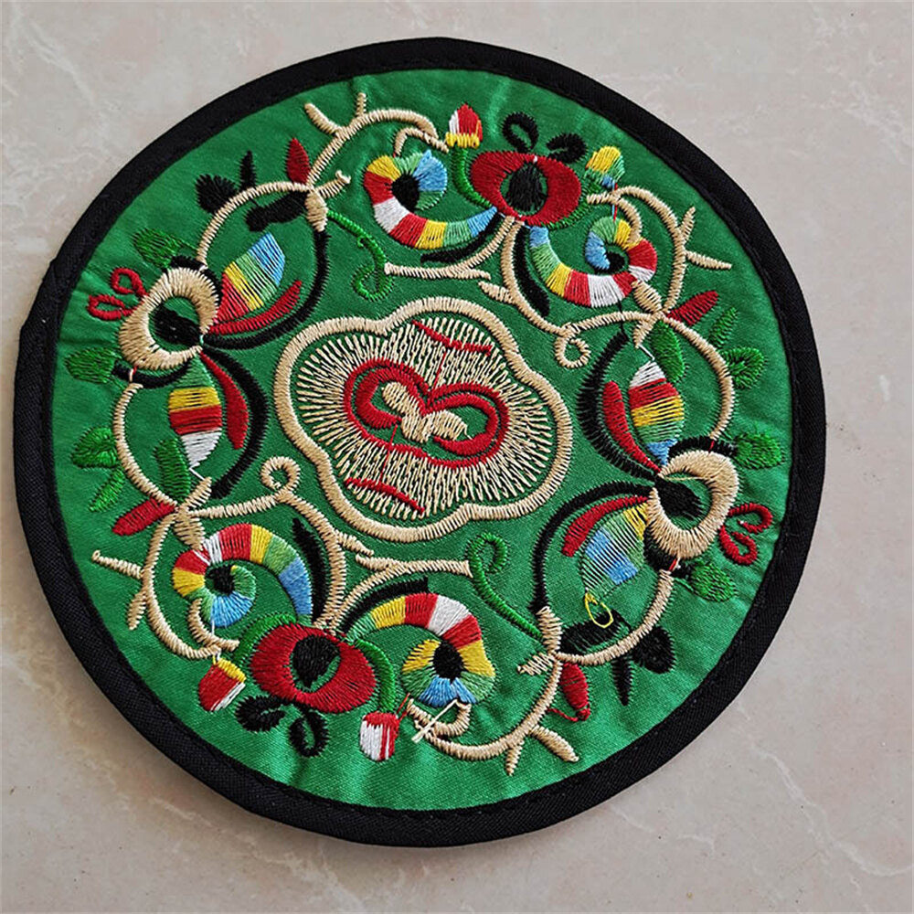 Chinese Embroidery Tea Cup Pad, Thermal Insulation Pad, Hot Selling Overseas Handicraft Gift Tea Cup Pad 13cm